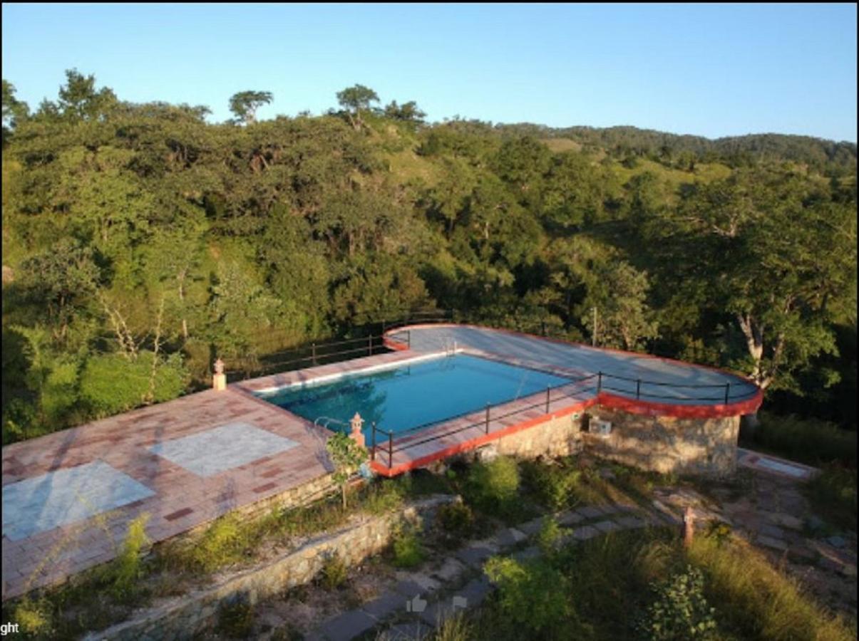 The Sky Imperial Jungle Camp Resort كمبالغره المظهر الخارجي الصورة