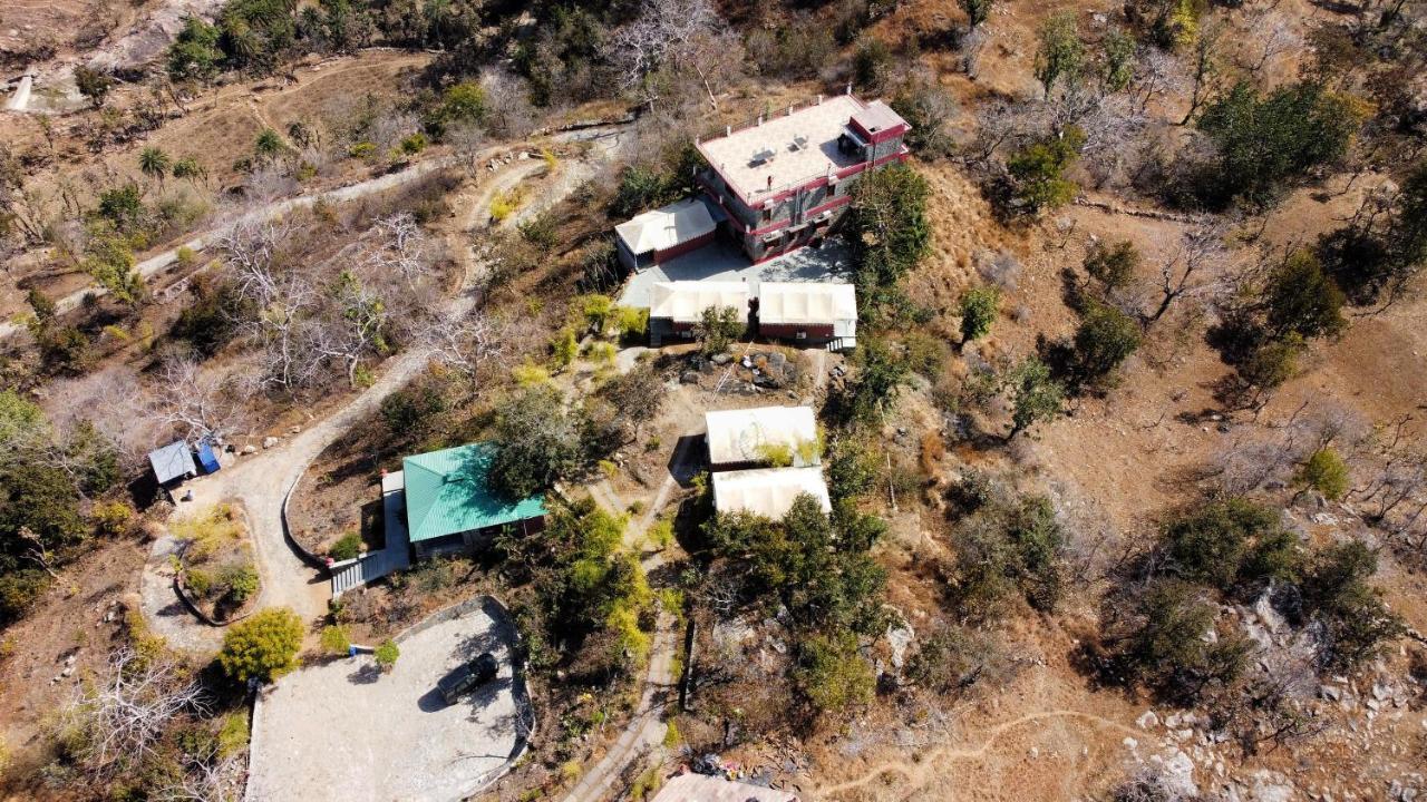 The Sky Imperial Jungle Camp Resort كمبالغره المظهر الخارجي الصورة