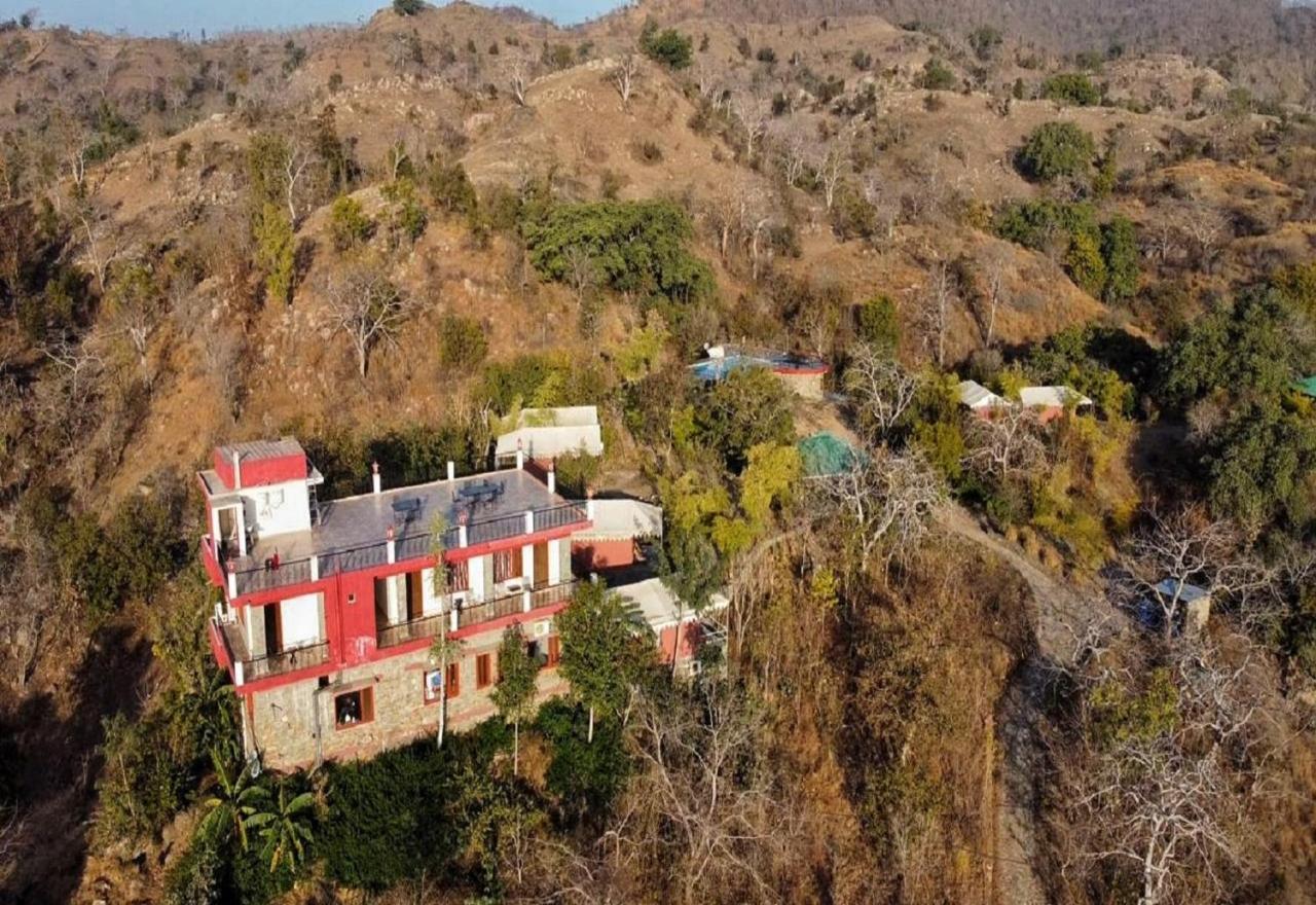 The Sky Imperial Jungle Camp Resort كمبالغره المظهر الخارجي الصورة