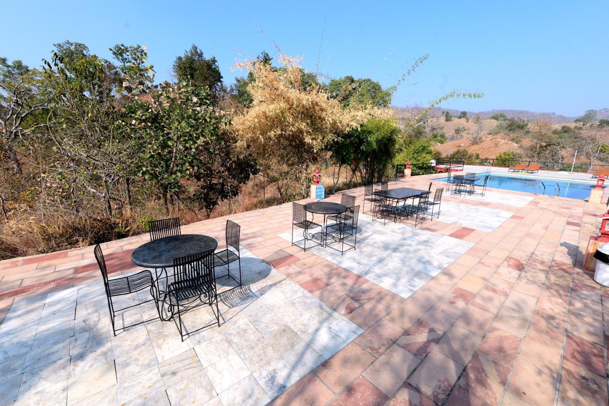 The Sky Imperial Jungle Camp Resort كمبالغره المظهر الخارجي الصورة